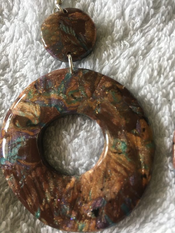 boucles d'oreilles faites à la main fabriquées en France
